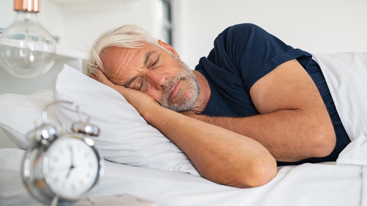 Having trouble shedding pounds? Your sleep may be hindering your progress, according to an expert.