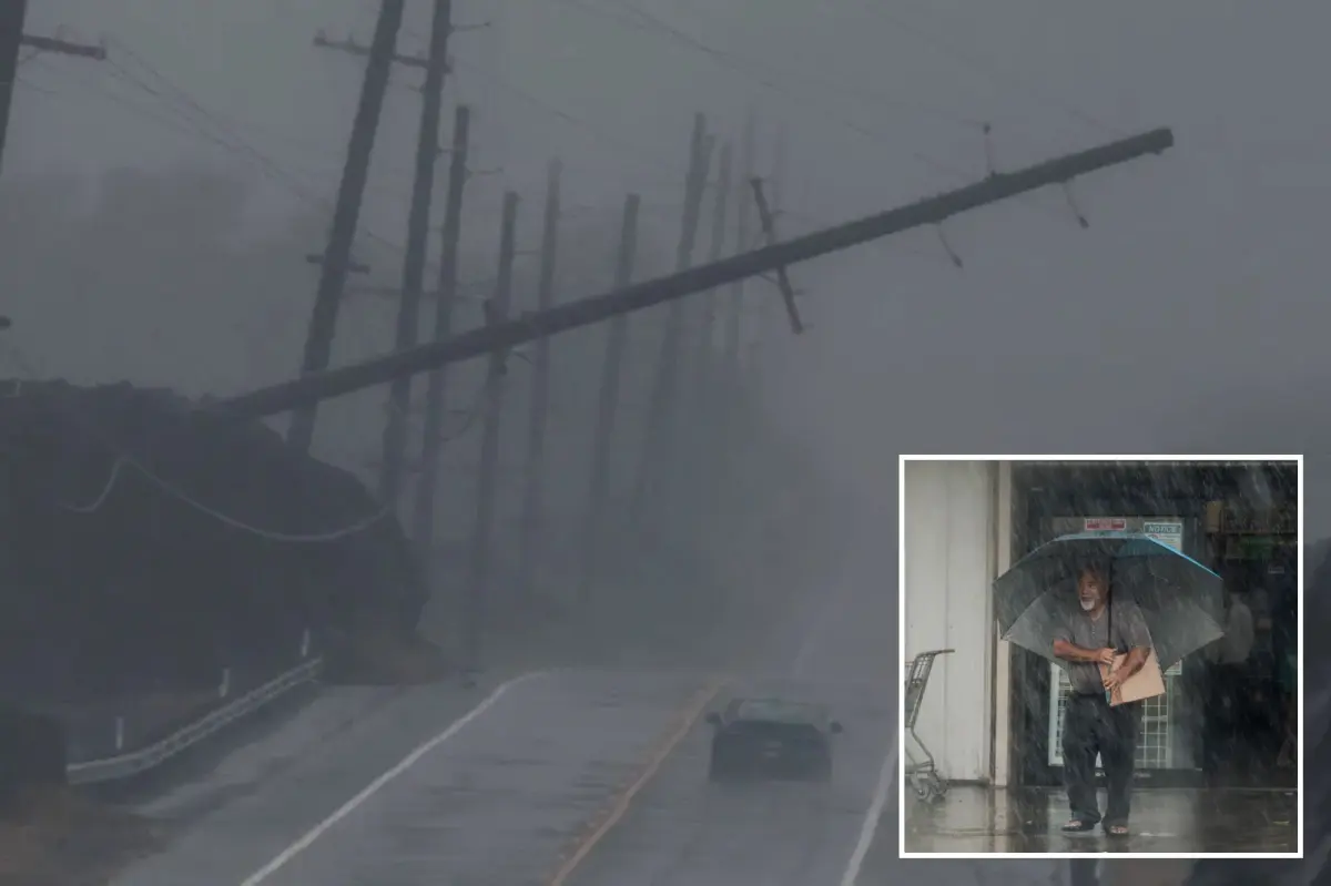 Hurricane Lala causes widespread power outages in Hawaii during dangerous conditions