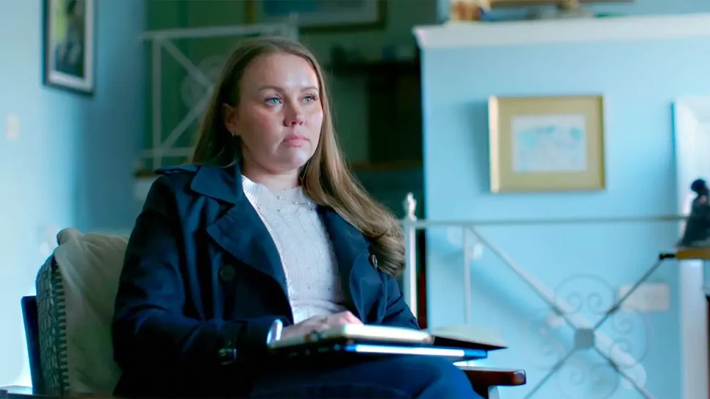 Kara Robinson Chamberlain shares the warning signs she overlooked before her abduction.