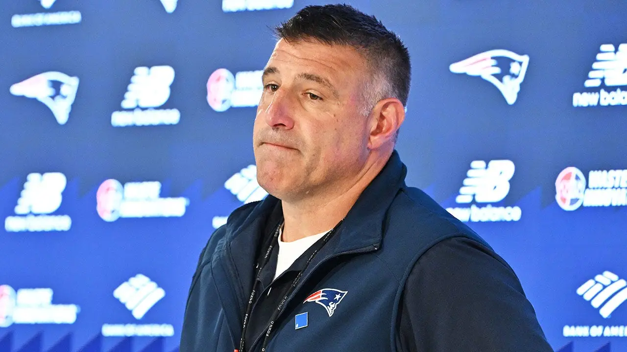 Mike Vrabel finally discusses his family counseling sessions prompted by the Dianna Russini controversy