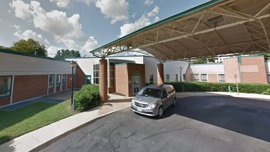 Murder suspect from Virginia flees mental health facility to Tajikistan