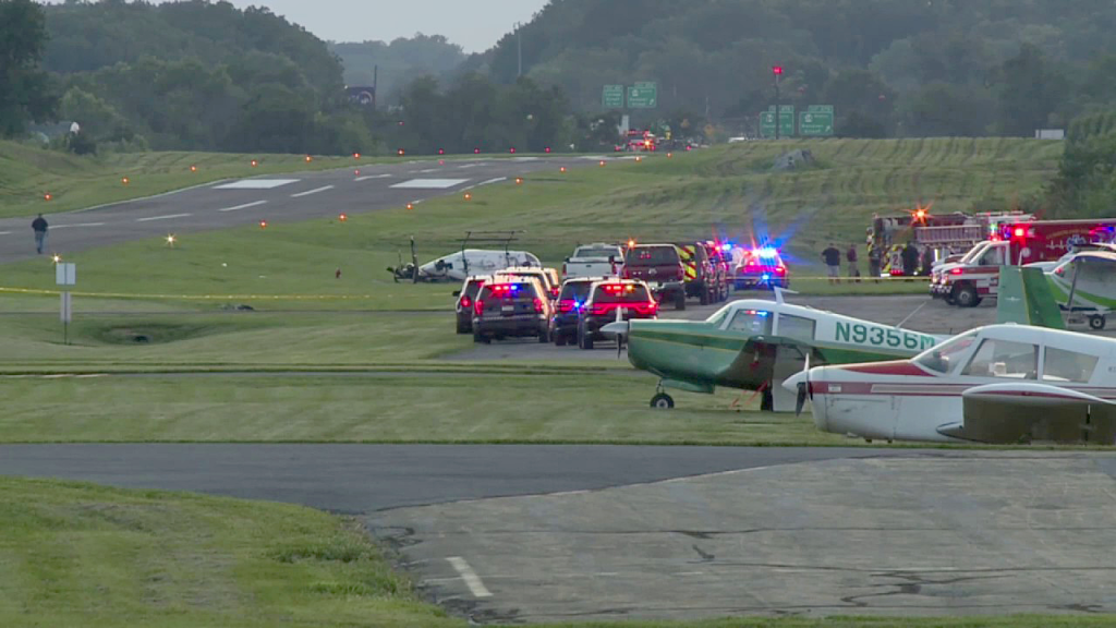 Plane crash in Pennsylvania results in pilot's death and injuries to state troopers