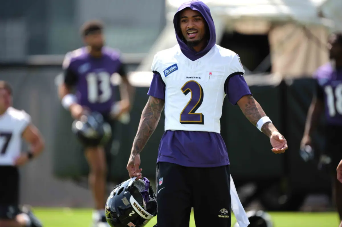 Ravens star Nate Wiggins taken off the field due to a possible injury setback