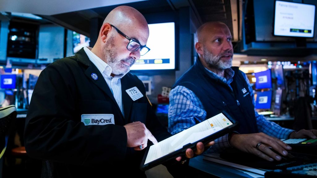 S&P 500 slips slightly, but the index is on track for its third consecutive week of gains: Live updates