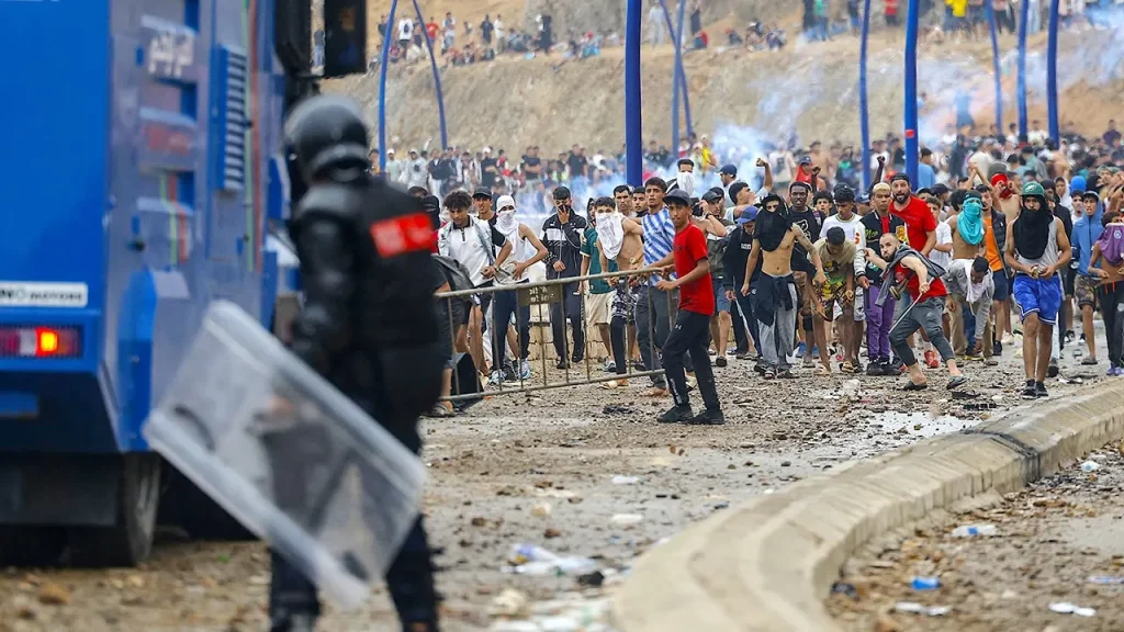 Spain and Morocco increase border security in Ceuta due to concerns about new influxes