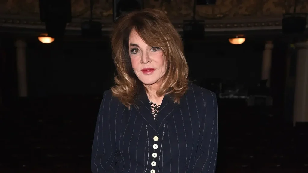 Stockard Channing enjoys her reclusive life in London after leaving the US.