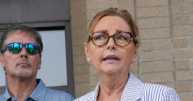Trump Contacts Former Opponent Sanford to Support Darline Graham