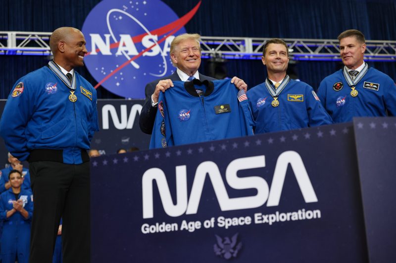 Trump signs executive order to set up a U.S. Space Academy