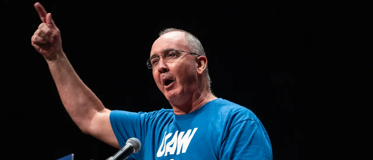 Union Leader at the Heart of Conflicting Socialist Groups in Fight for Dominance