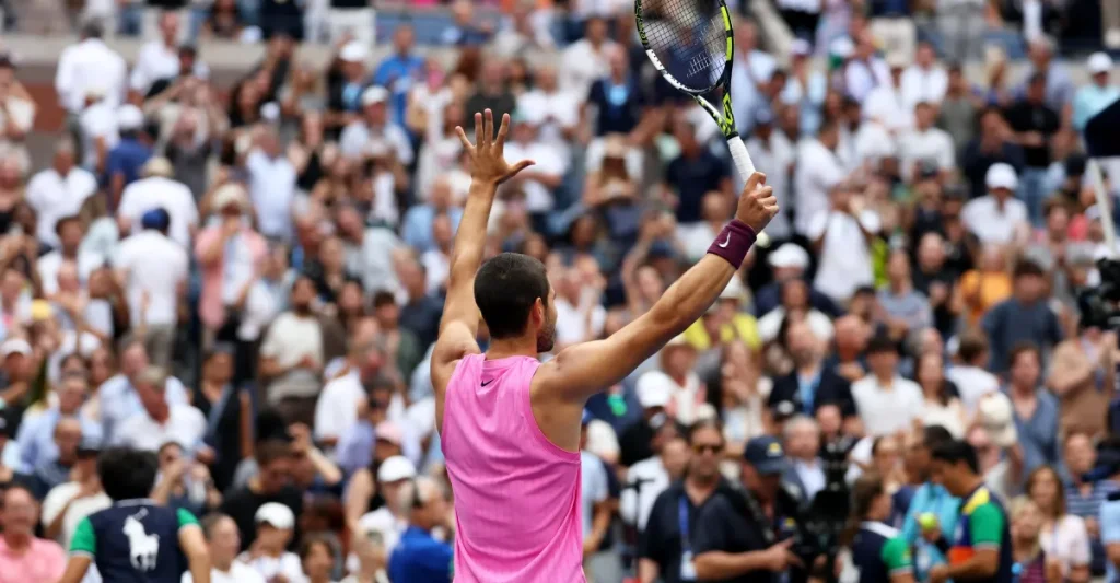 US Open audiences can transform the solitary nature of tennis.