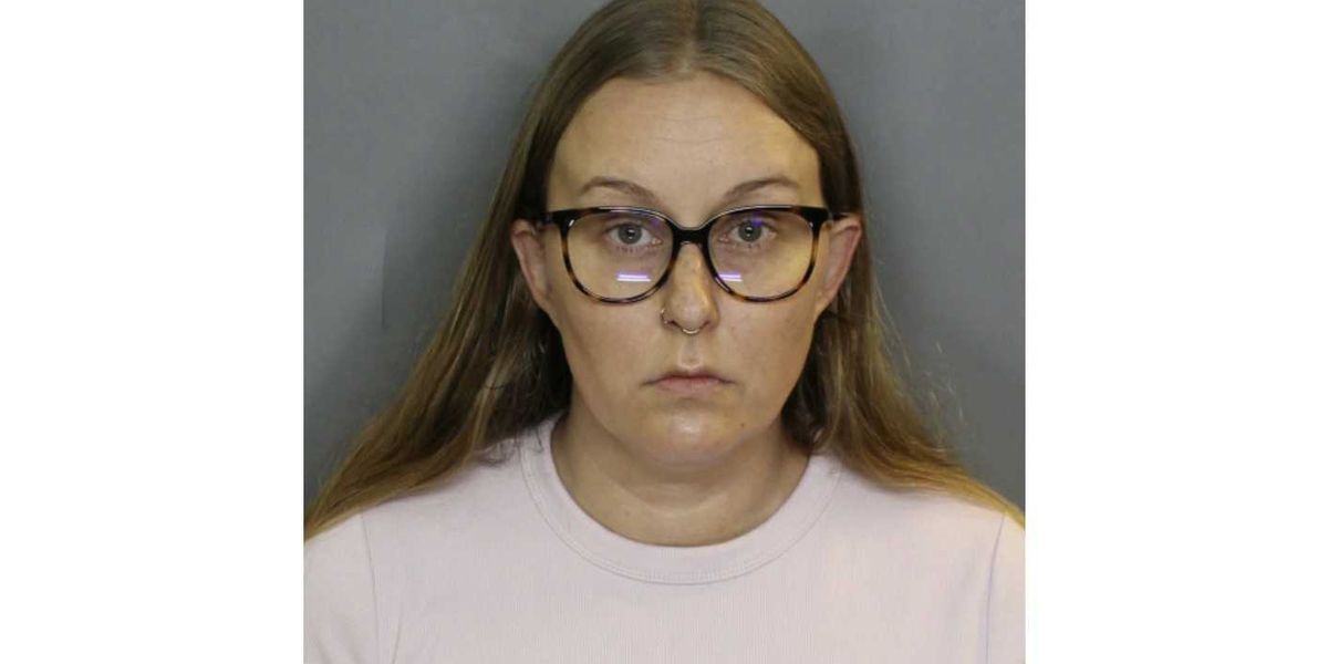 Video: Married teacher indicates to police the spot in her classroom where she reportedly had sex with a student — proposed to leave her husband for him