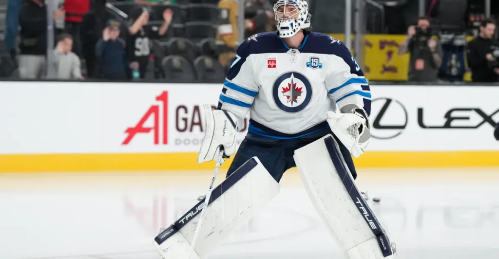 Where might Connor Hellebuyck end up after reinforcing his trade request?