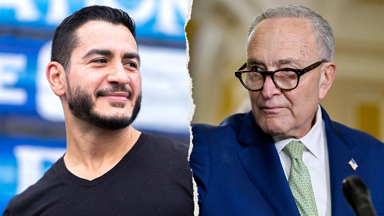 Abdul El-Sayed meets with Senate Democrats before the Michigan election