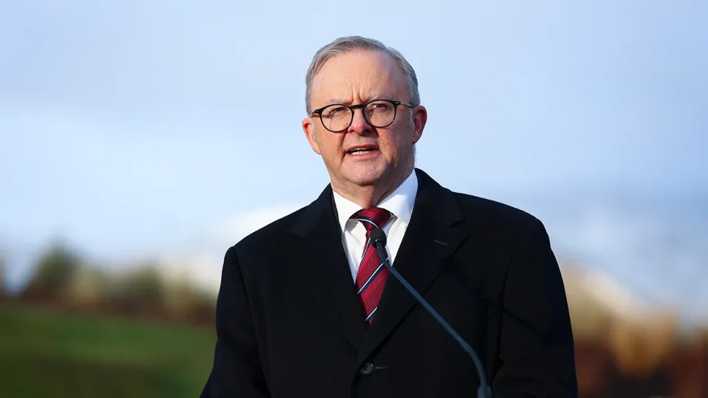 Australian Prime Minister expresses strong worry about OpenAI agent's access to websites
