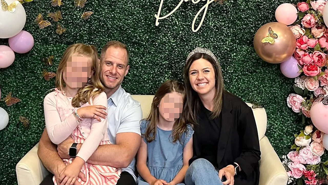 Caleb Flynn reportedly messaged his mistress about wanting to kill his wife.
