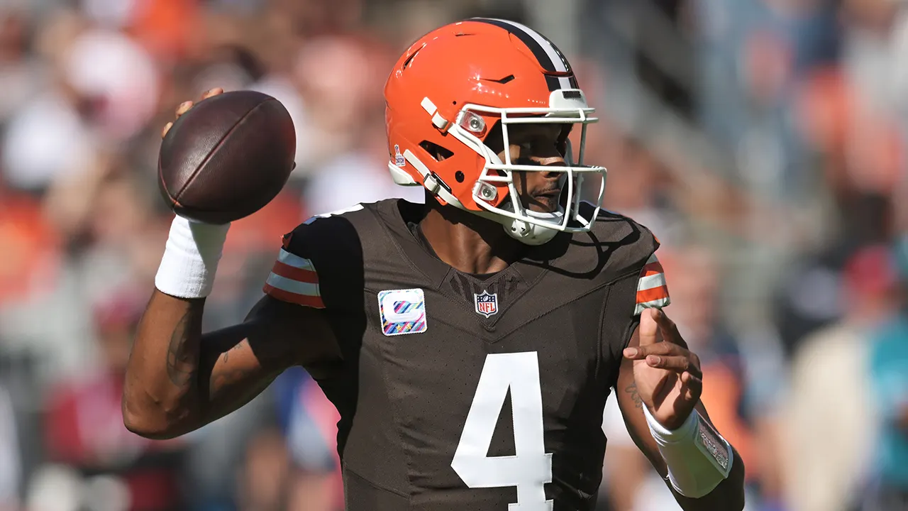Chad Ochocinco cautions that Deshaun Watson of the Browns has a 'very short' leash and might lose his starting position by Week 3.