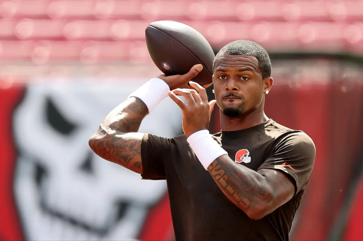 Cleveland's quarterback faces greater challenges before Week 3 choice