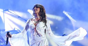 Country artist Ella Langley's 'Choosin' Texas' matches Mariah Carey's Christmas classic for the longest time at #1 on the Billboard chart.
