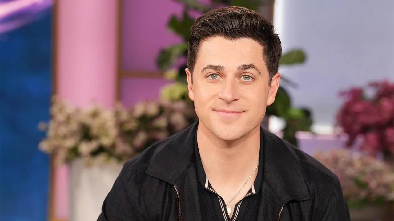 David Henrie from 'Wizards of Waverly Place' shares that his beliefs led to losing agents and friends.