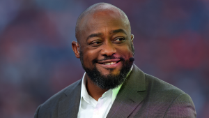 Excitement grows as Mike Tomlin gets ready to reveal his Minecraft city that has taken 12 years to build.