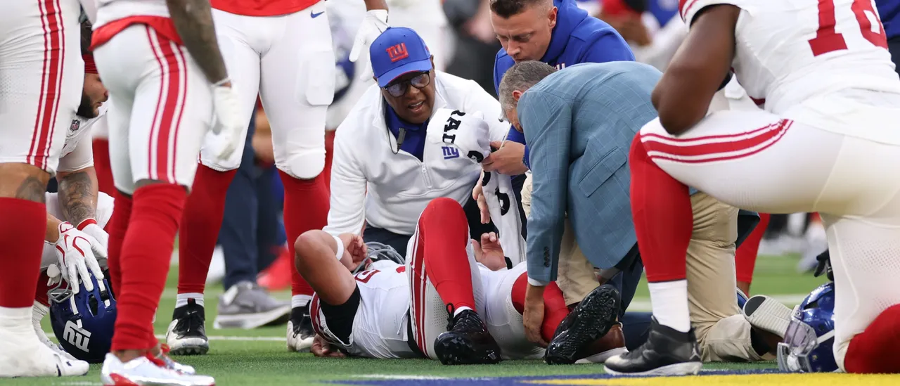 Giants' Jaxson Dart Might Miss Entire Season Due to Serious Knee Injury