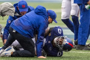 Giants still cling to 'some hope' that Brian Burns' injury isn't another crisis