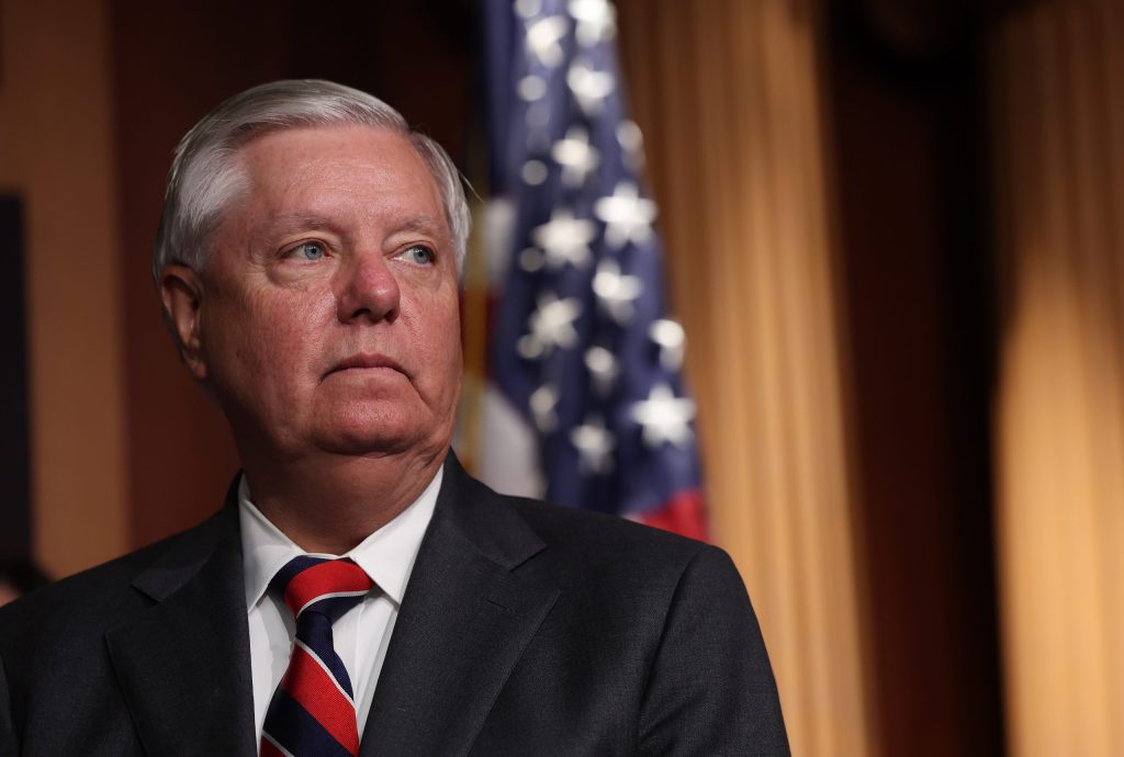 House approves Lindsey Graham's sanctions bill, severely weakening the Russian military effort
