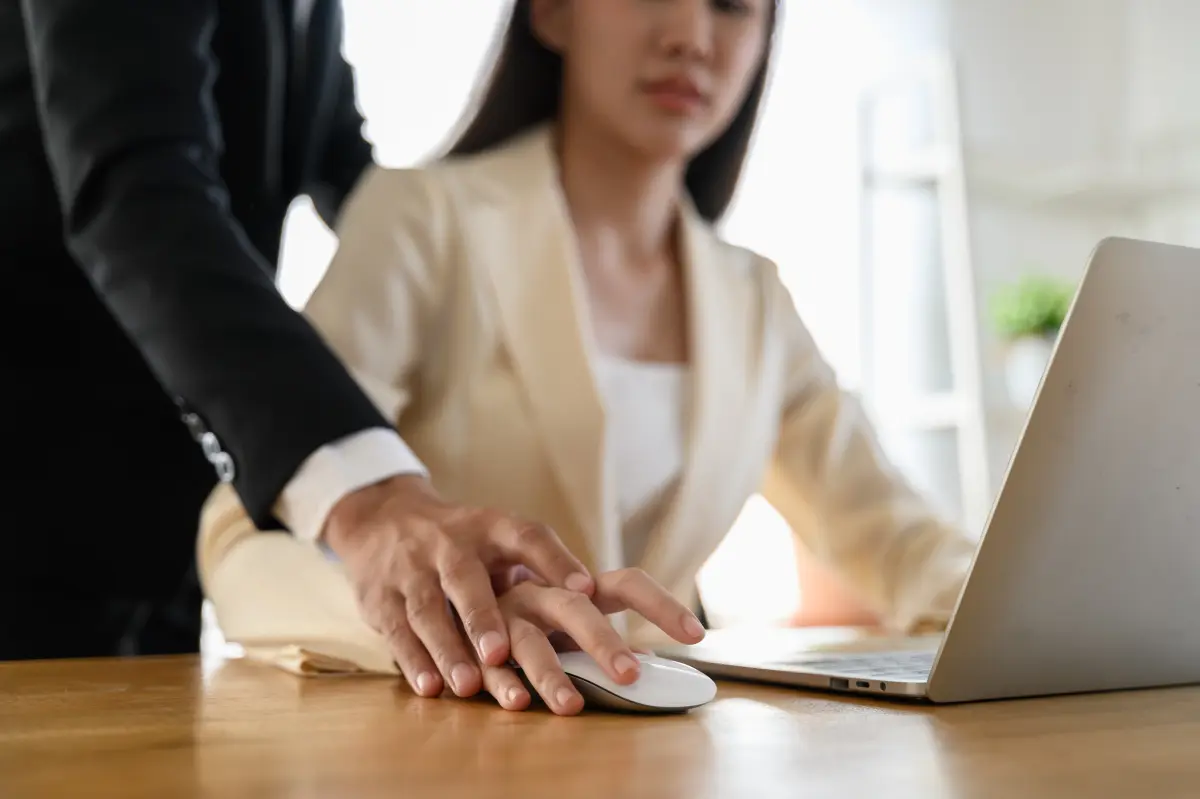 I still want to date my co-worker after ending our relationship