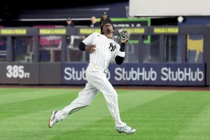 Jazz Chisholm Jr. returns to the Yankees as playoff uncertainties arise