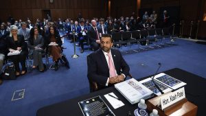 Kash Patel states that the FBI has apprehended all 10 of its most wanted, including some from Venezuela.