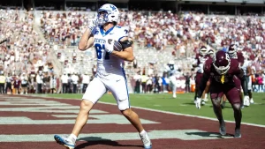 Kentucky surprises ninth-ranked Texas A&M with strong defense in SEC upset