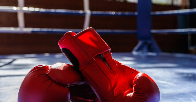 Kickboxer Marks Victory Over Jewish Opponent with Nazi Gesture