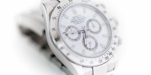 Man in Florida meets woman at club, later feels 'off,' and then his nearly $100,000 Rolex disappears. Police investigating similar incidents.
