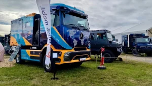Mercedes electric truck embarks on its first global journey around the world.