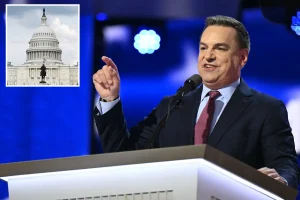 Midterms won't feature a blue or red wave &mdash; just 'violent struggles in hidden places,' says GOP campaign director.