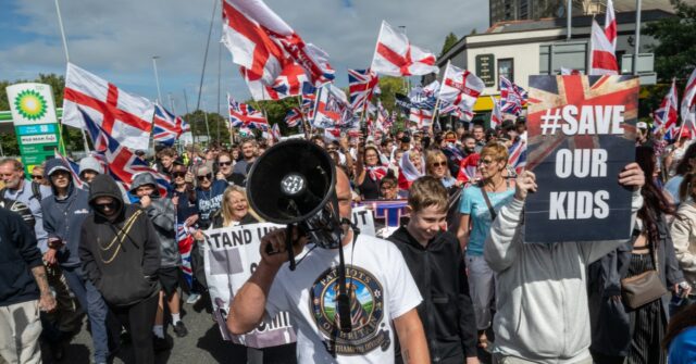 Protesters Against Mass Migration Gather in Portsmouth