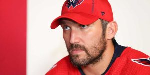 Reporter questions Alex Ovechkin about backing the genocide in Ukraine — Ovechkin stands firm