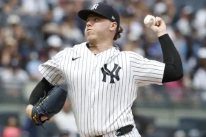 Ryan Weathers of the Yankees makes important progress in his recovery, aiming to be prepared for the playoffs.