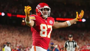 Taylor Swift has a fierce celebration after Travis Kelce scores his first touchdown of the 2026 season