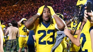 Timing issue: NCAA states officials mishandled replay process in Michigan's victory against Western Michigan