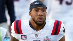TreVeyon Henderson of the Patriots discusses choosing his family over DCF in a custody issue related to gender identity.