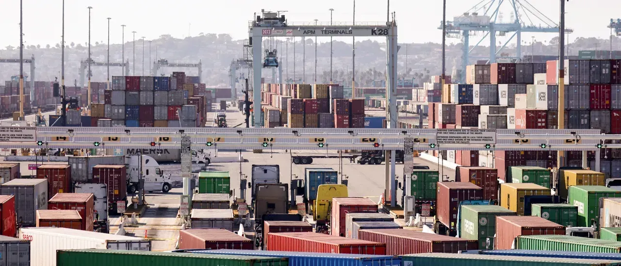 Truck Drivers Leave Their Jobs Quickly. Here’s the Reason.