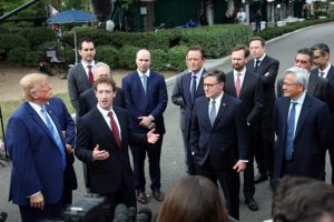 Trump marks a new peak in technology after lunch with leading AI experts.
