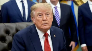 Trump prohibits CNN, MSNOW, and Politico from entering the White House beginning Saturday