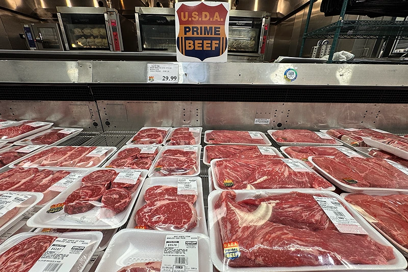 Trump signs executive order aimed at revamping the U.S. beef processing sector