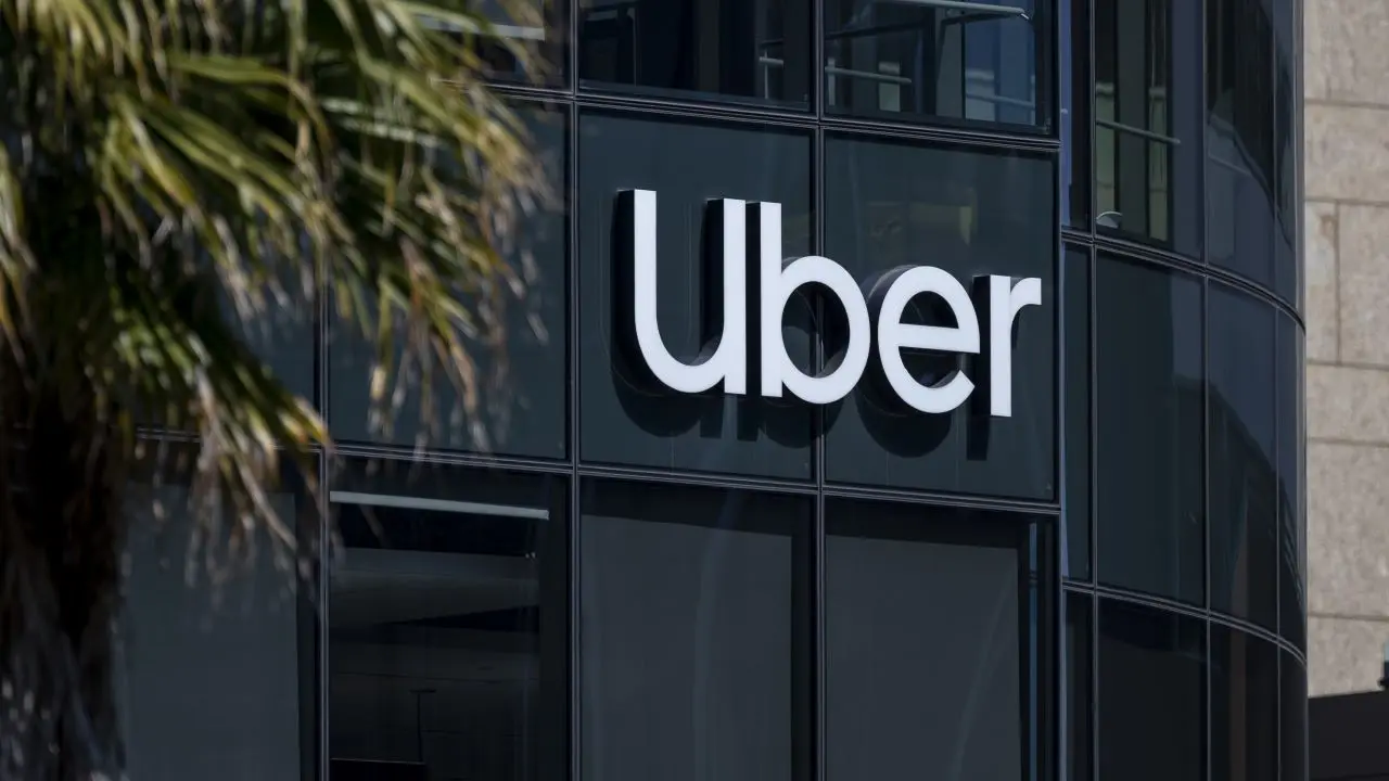 Uber to pay $40 million after driver abandons passenger on freeway