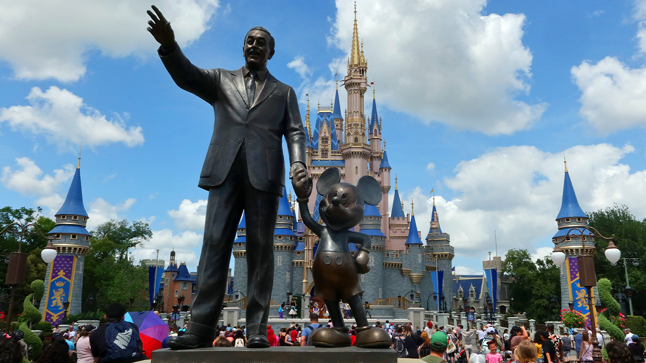 UCF Knights announce a fitting helmet sponsorship arrangement with Walt Disney World