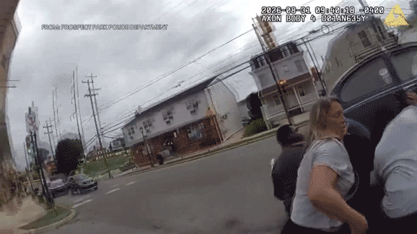 Volkswagen Beetle rescues e-bike rider who was trapped on video