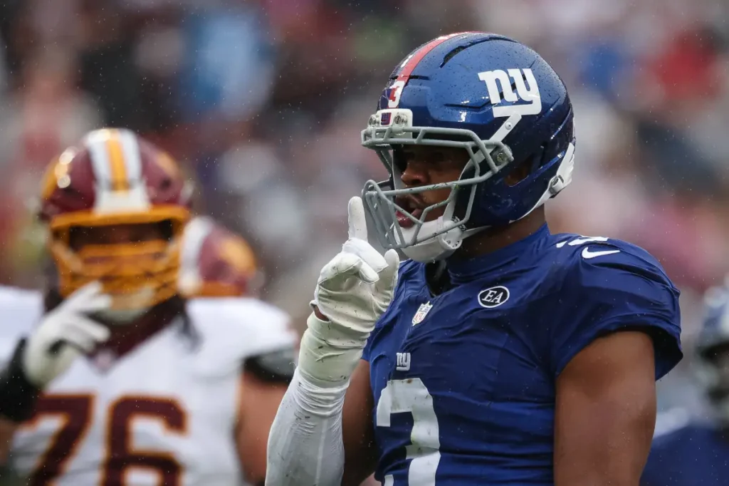 Abdul Carter misses Giants practice because of an unforeseen calf injury
