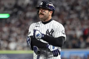 Austin Wells faces difficulties in Game 3 after being promoted in the lineup.
